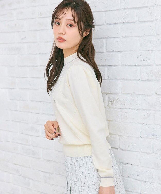 Feroux リボン刺繍ダイア柄 ニット スカイブルー系