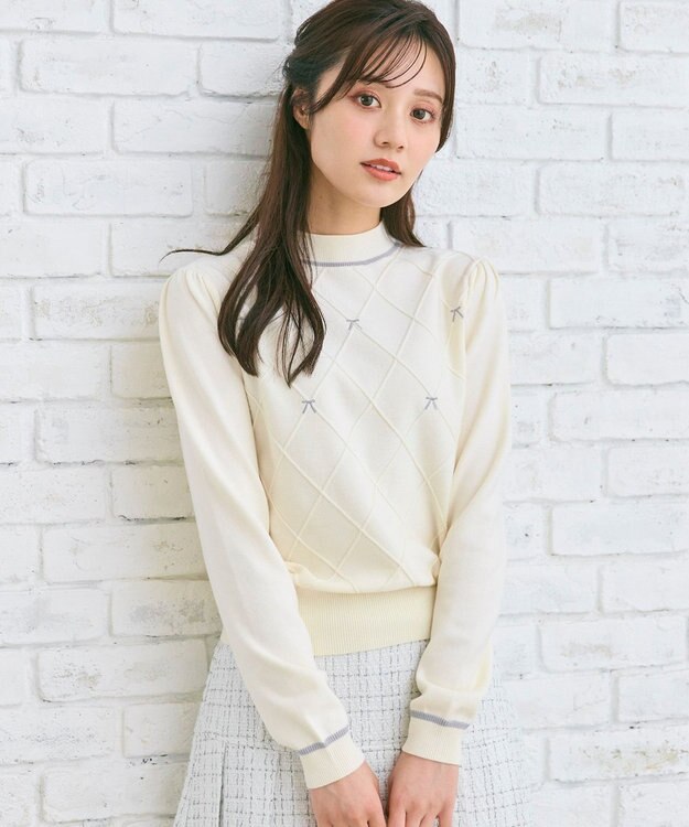 Feroux リボン刺繍ダイア柄 ニット スカイブルー系