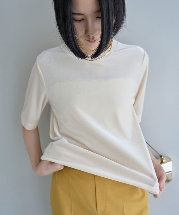 UNFILO ストレッチ ベロアＴシャツ クリーム
