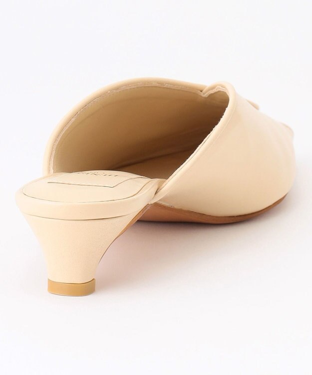 BEIGE， 【一部店舗限定】HENRI EN VARGO / IPINA オープントゥパンプス Ecru