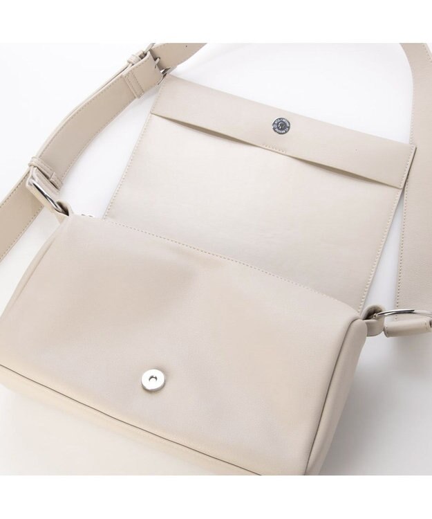 UNBILLION カシュカシュ cachecache / WEB限定フラップベルトショルダーバッグ アイボリー