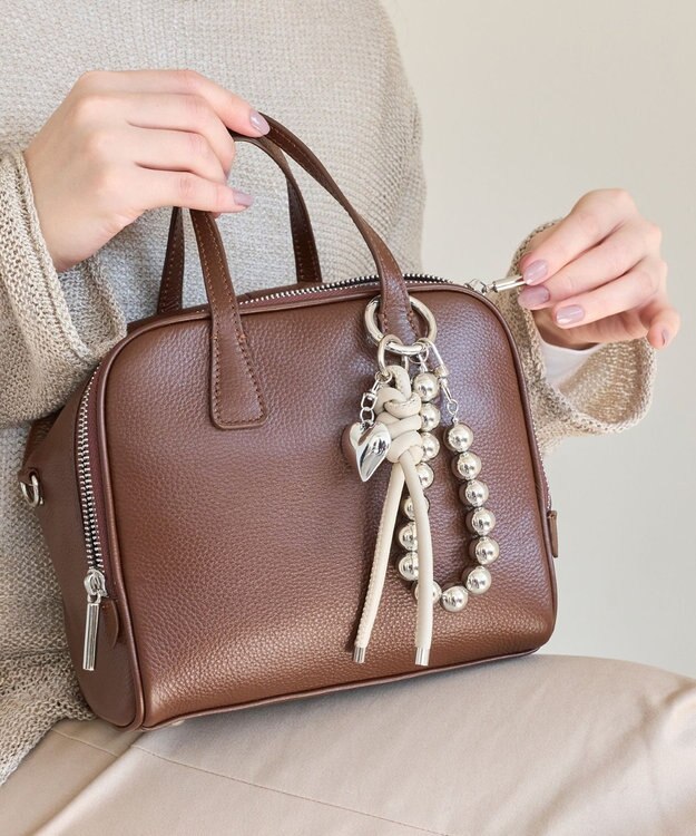 Phoebe ボリュームボールストラップチャーム　メタル シルバー