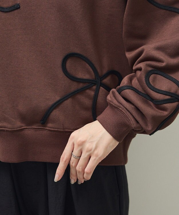 Green Parks ・ｓｗｉｎｇ　ｂｙ　リボンコード刺繍スウェット Brown