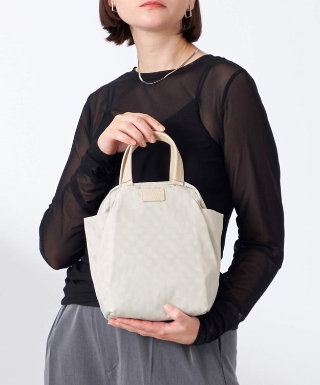 Y'SACCS 【大人のおしゃれ手帖10月号掲載】市川実和子×Y'SACCS　ドットミニボストン アイボリー