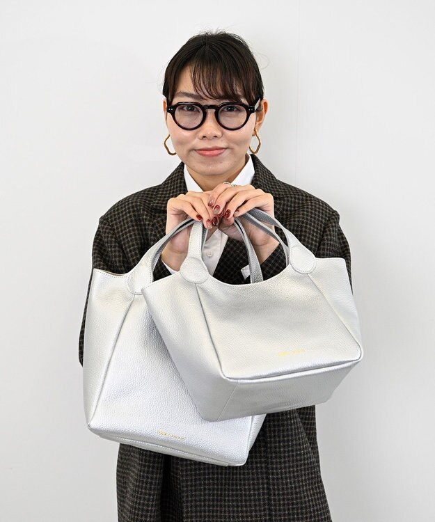 Hekhèr Le Style de Vie 新素材・新色【日本製/セレモニーにも】シュリンクレザー ハンドバッグ small シルバー シルバー