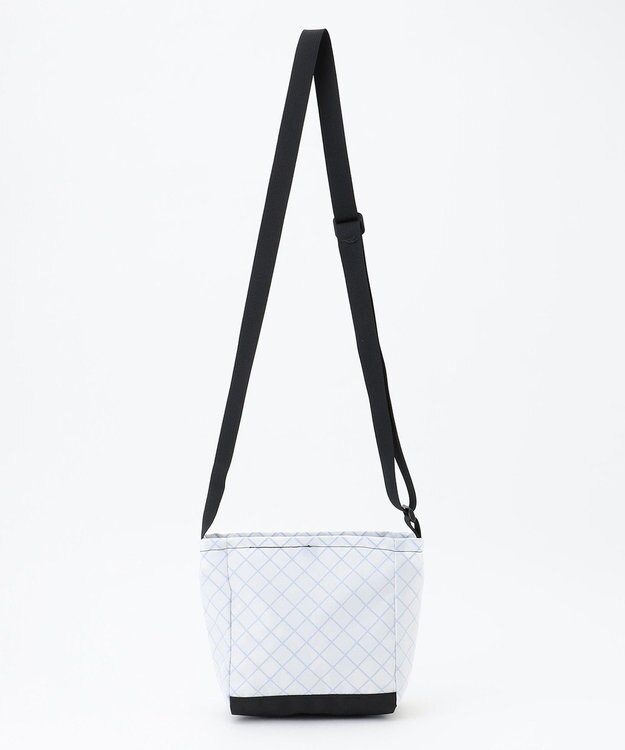 JOSEPH ABBOUD MOUNTAIN 【リサイクル素材・ハンドメイド生産】flowfold - Odyssey Crossebody 3L ショルダーバッグ ホワイト系