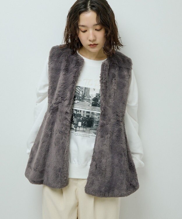 Green Parks ・ＥＬＥＮＣＡＲＥ　ＤＵＥ　ペプラムフェイクファーベ Charcoal Gray