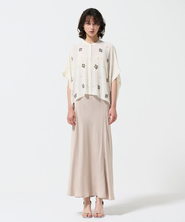 GRACE CONTINENTAL チェリーポンチョブラウス ホワイト