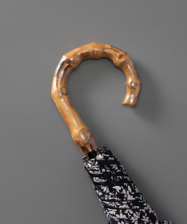 AURORA Blao（ブラオ）小花柄プリントプチ折り晴雨兼用傘（トップフラット折傘）日傘 ネイビー