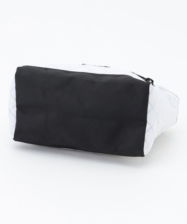 JOSEPH ABBOUD MOUNTAIN 【リサイクル素材・ハンドメイド生産】flowfold - Odyssey Crossebody 3L ショルダーバッグ ホワイト系