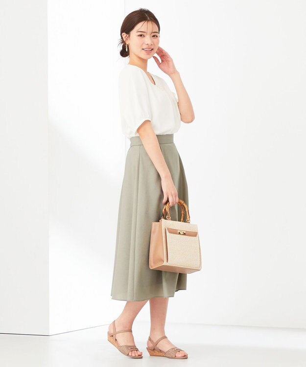 ANY SIS L 【洗える】パール調Ｖネック ブラウス オフホワイト