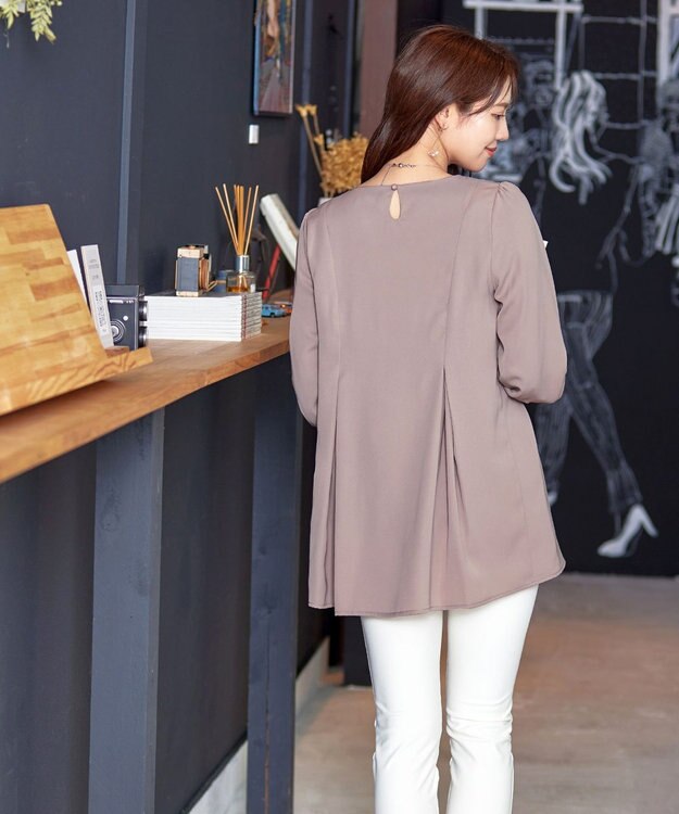 Tiaclasse 【洗える・スマート裏起毛】アシメタックチュニックブラウス グレージュ