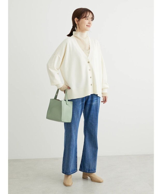 Green Parks 洗える　ステッチ入りＶネックカーディガン Off White