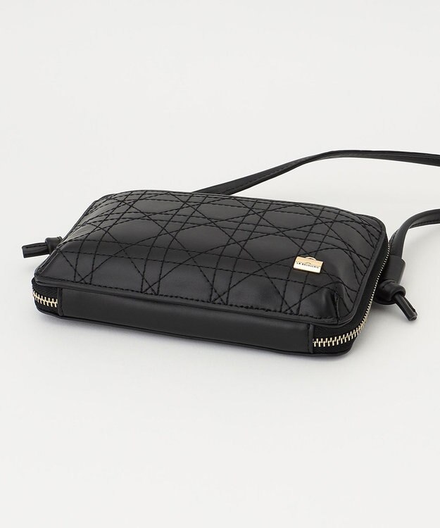 LA BAGAGERIE 【レザー×ステッチ】スクエアマルチポシェット ブラック