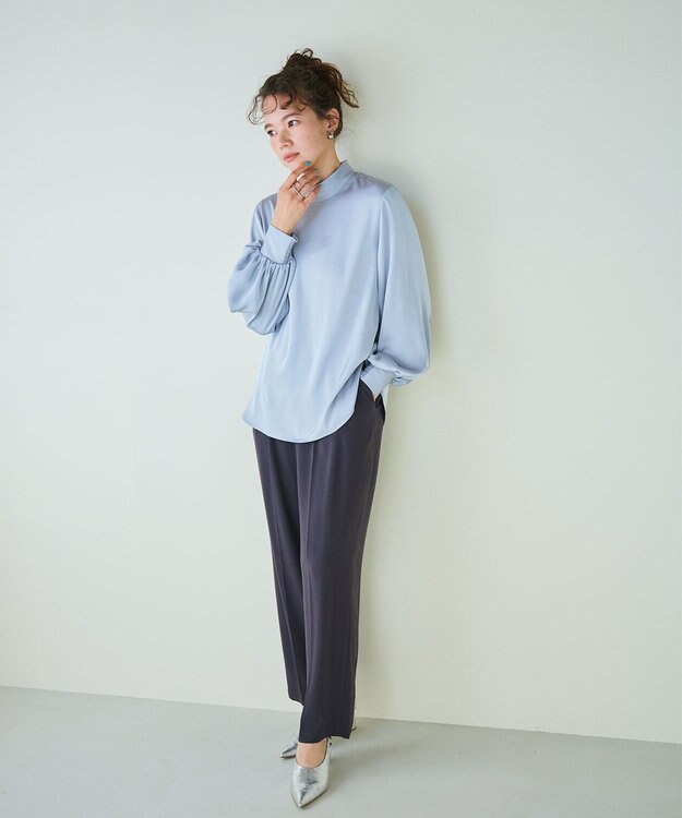 #Newans 【ストレッチ】〈花乃まりあさんコラボ〉ハイネックブラウス サックス