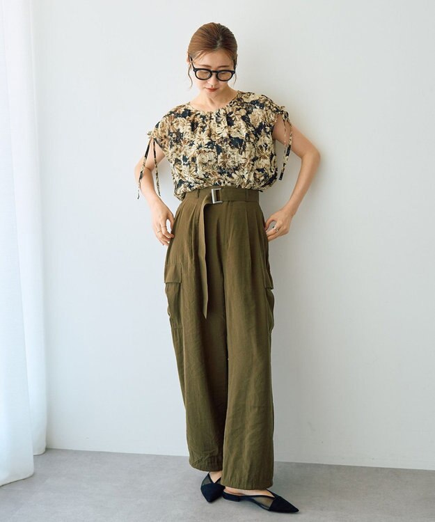 YECCA VECCA ベルテッドカーゴパンツ Khaki