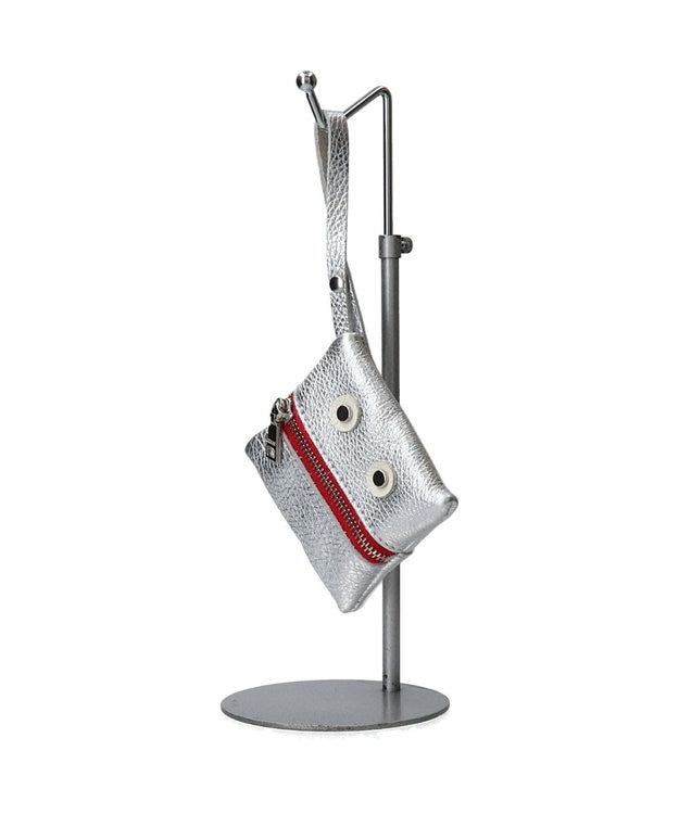 INTER-CHAUSSURES 【RIPANI】レザーチャームポーチ シルバー