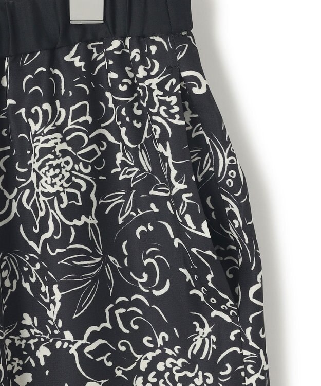 23区 【洗える】アンティークフラワープリント ワイド パンツ ブラックベース