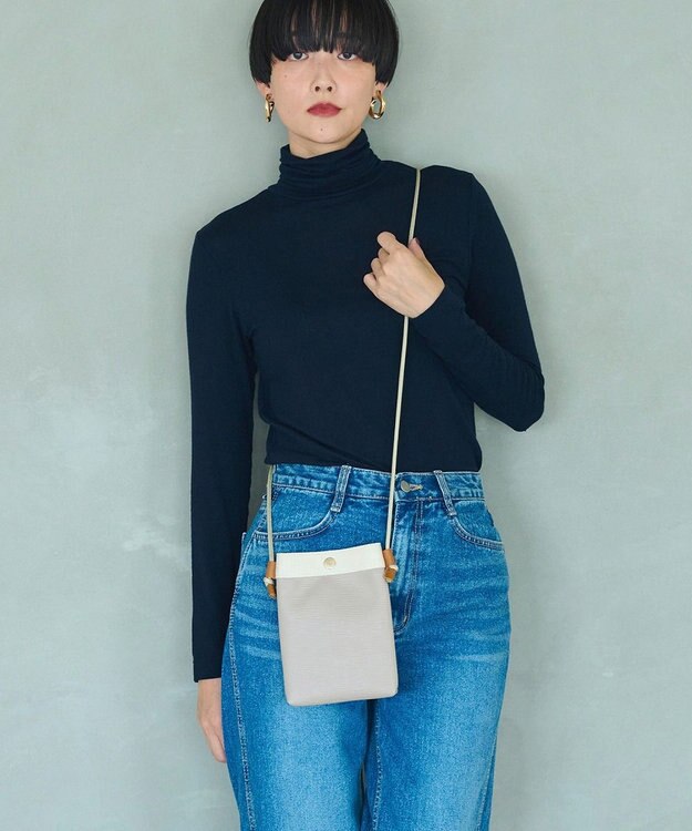 TOPKAPI 【Breath TOPKAPI】RIPPLE リプル スリム サコッシュ スマホショルダー ペールベージュ