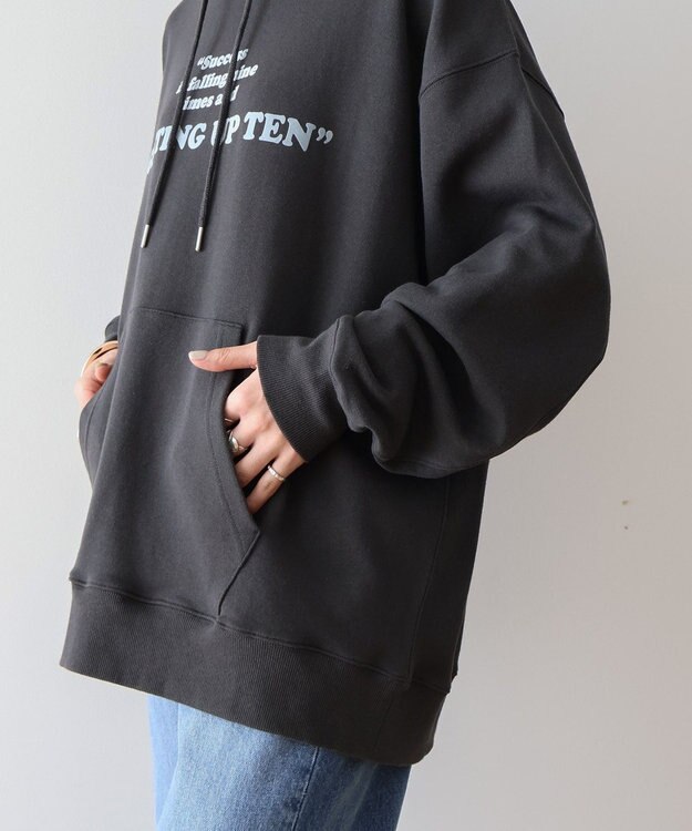 AMERICAN HOLIC フロッキーロゴプリント裏毛パーカー Charcoal Gray