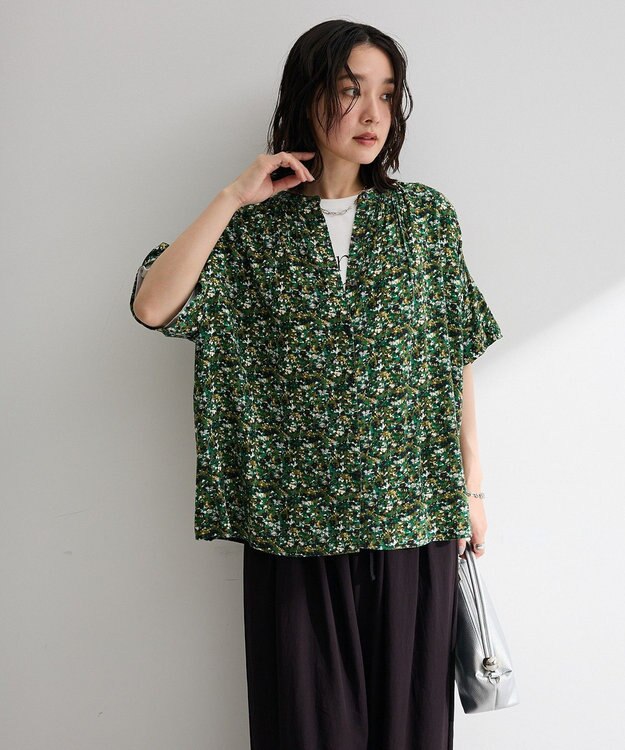 Green Parks 【WEB限定】アソート柄さらっとレーヨンブラウスⅡ Flower