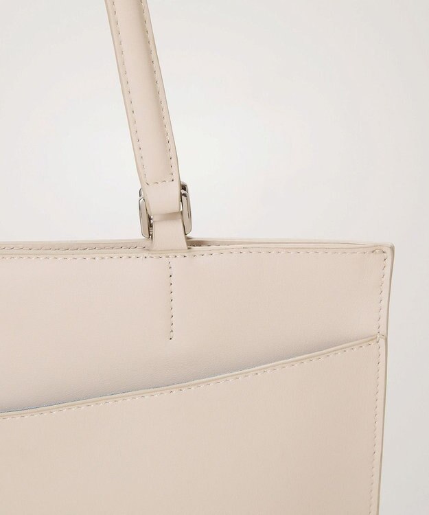 TOPKAPI 【TREASURE TOPKAPI】ベルトデザイン レザー フラット トートバッグ A4対応 ホワイト