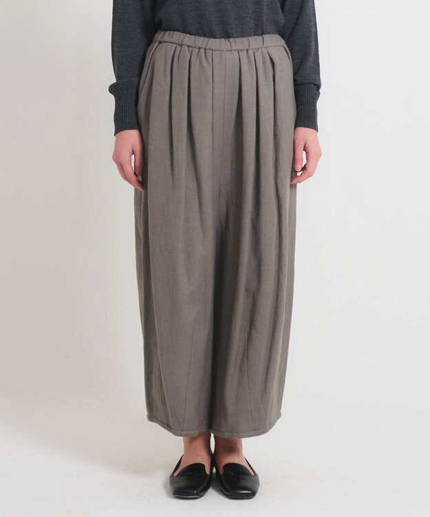 muuc 〈軽やかな尾州産リネンウール〉裾タックワイドパンツ  ロングシーズン 秋冬春 ウエストゴム有り ゆったりシルエット セットアップ可能  裏地有り グレー