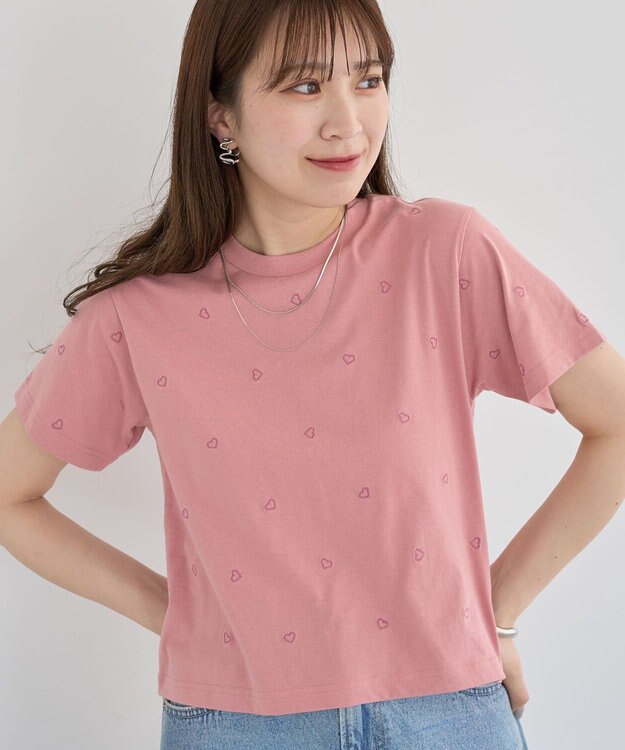 Green Parks ・ＤＯＵＢＬＥ　ＦＬＡＧＳ　ハート総柄刺繍ＴＥＥ Pink
