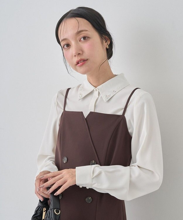 earth music&ecology 襟ビジューブラウス Off White