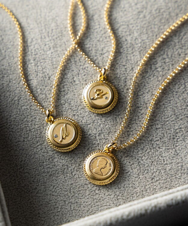 J.PRESS LADIES 【リバーシブル】イニシャルコイン ネックレス ゴールド系