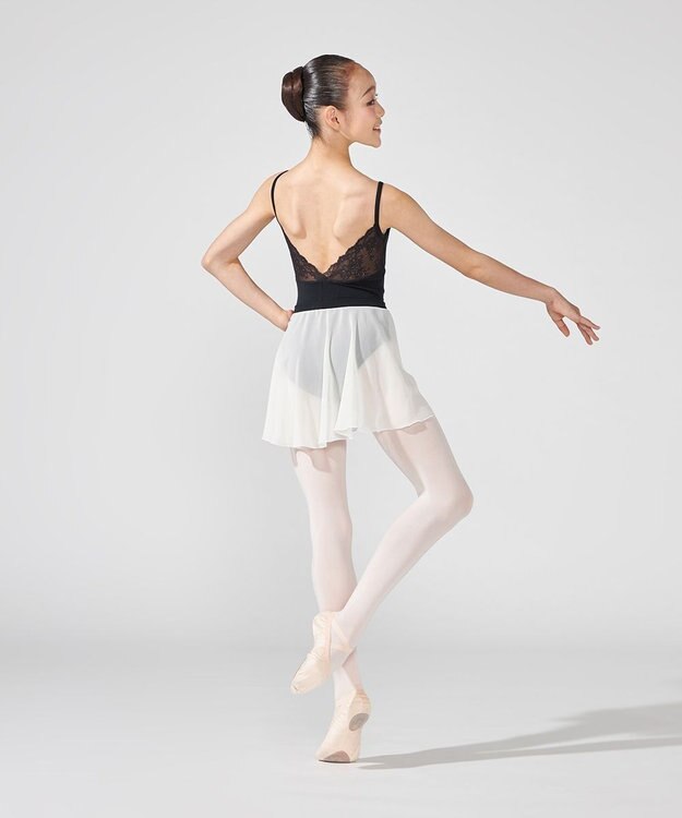 Chacott スカート ブラック（オフホワイト）