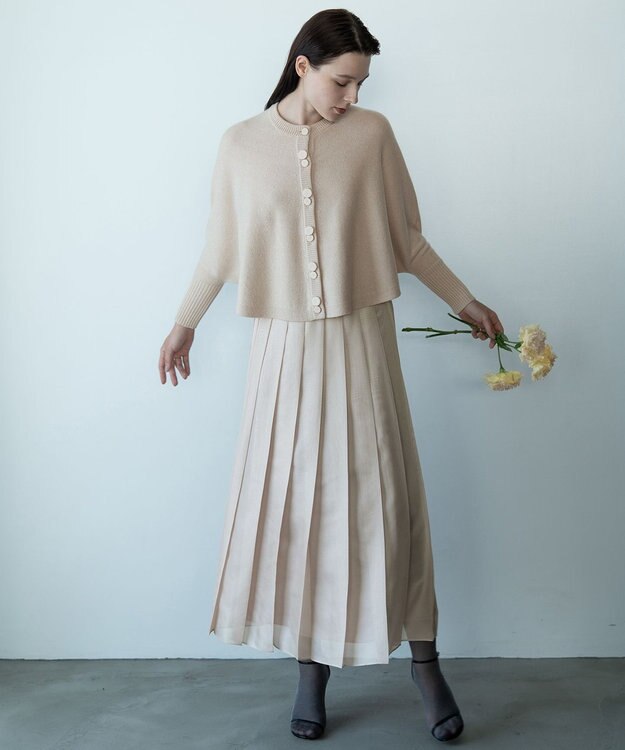 自由区 【カトリエムブーケ】Soyeux touche ポンチョニット エクリュ