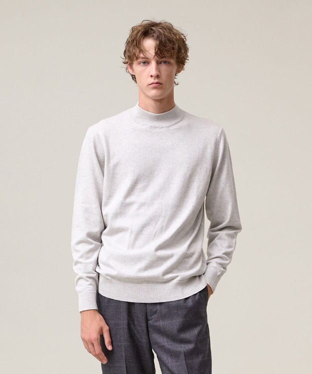 J.PRESS MEN 動きやすさにこだわった立体設計【洗える】コットンカシミヤモックネック ニット アイボリー系