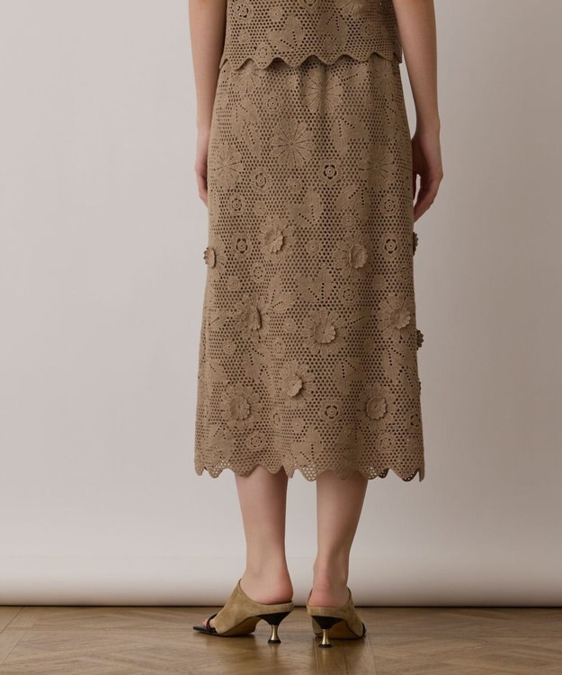GRACE CONTINENTAL クロシュ刺繍スカート ベージュ