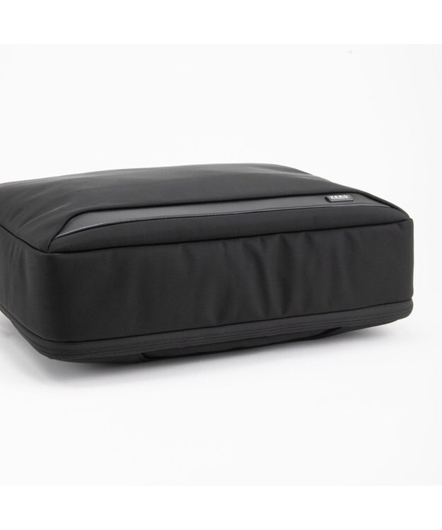 ZERO HALLIBURTON ZDB D ブリーフケース B4 14.0インチPC 2気室 エキスパンド 81412 ブラック