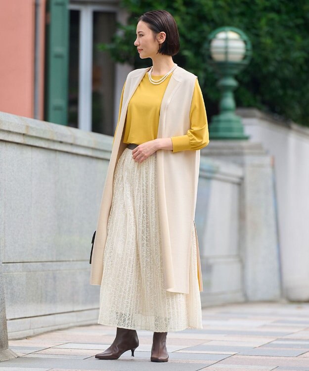 自由区 【WEB限定カラーあり・洗える】クレープストレッチニット ジレ シャンパンベージュ×マスタード