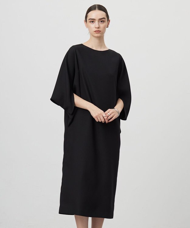 ICB L 【UVケア・接触冷感・速乾・防シワ・洗える】FluidBackSatinドルマンスリーブワンピース ブラック系