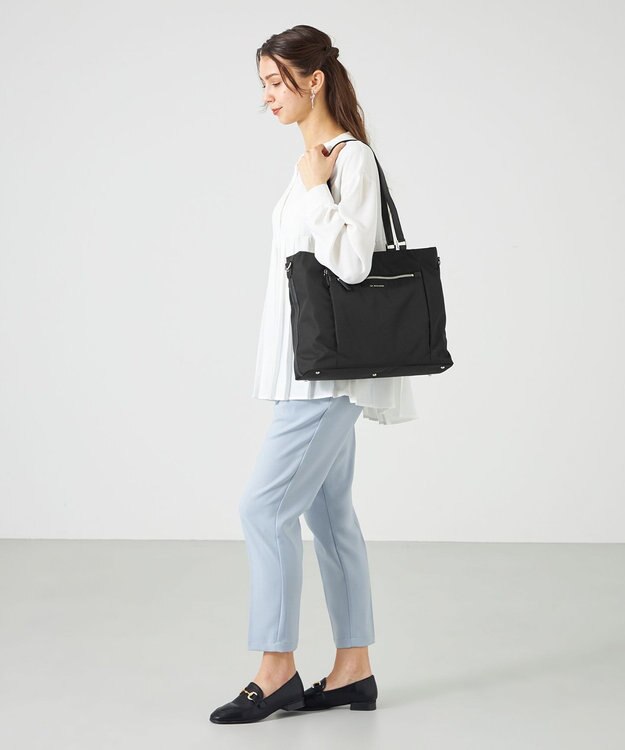 LA BAGAGERIE コーデュラ×リサイクルレザー　スクエアトート ブラック