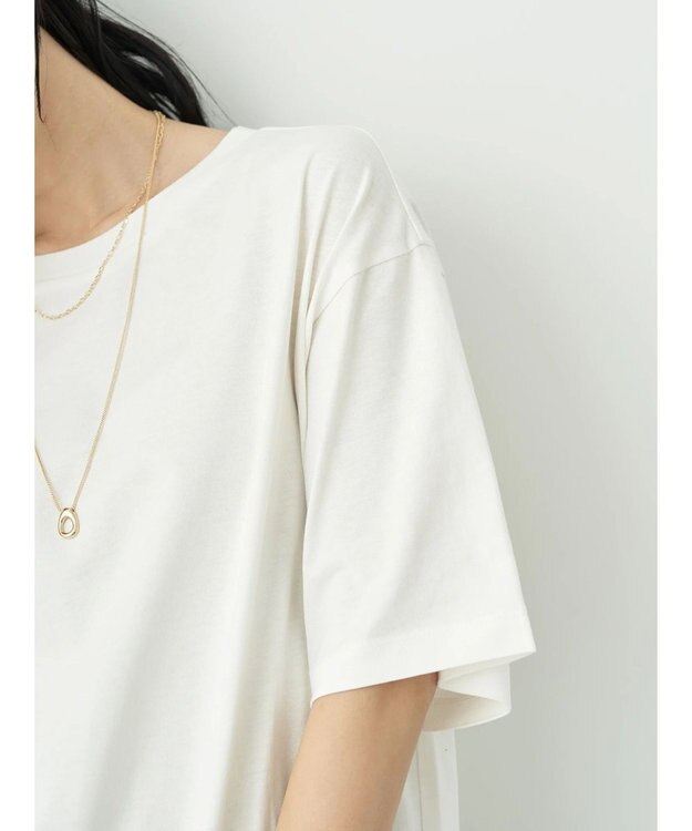 earth music&ecology ＢＯＸシルエットＴ（汗じみ防止） Off White