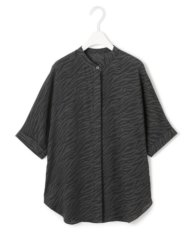 ICB L 【人気のため新色追加・接触冷感・UVケア・速乾・洗える】BackSatinAmunzen 5分袖バンドカラーブラウス ゼブラ［チャコール］系