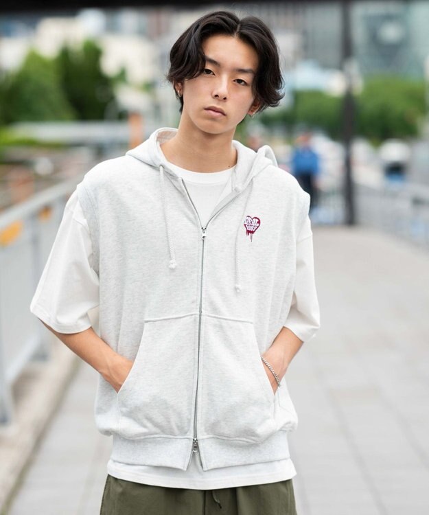 WEGO 【ユニセックス着用ITEM/MLサイズ展開】ワンポイントノースリジップパーカー アッシュグレー