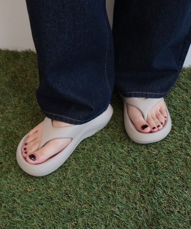 AMERICAN HOLIC 【RUSSELL】スポーツトングサンダル Beige