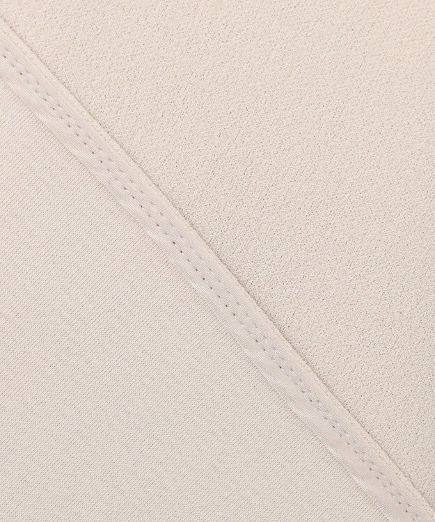 UNFILO BEAUTY MOVE シアースリーブブラウス アイボリー