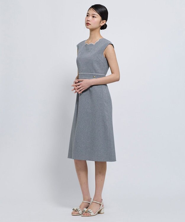 TOCCA 【松木育未さん着用】FLORAL SILHOUETTE ドレス グレー系