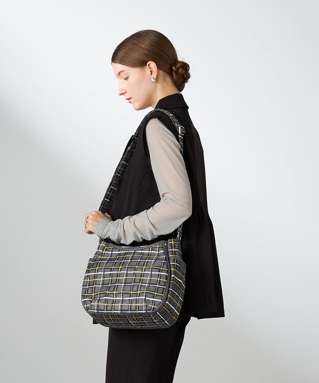Y'SACCS ドローイングチェックショルダーバッグ グレー