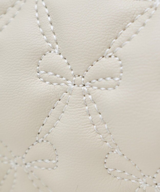 Maison de FLEUR リボンキルティングロングポーチ Black