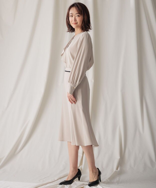 BEIGE， CINDY / アシンメトリーブラウス Sand