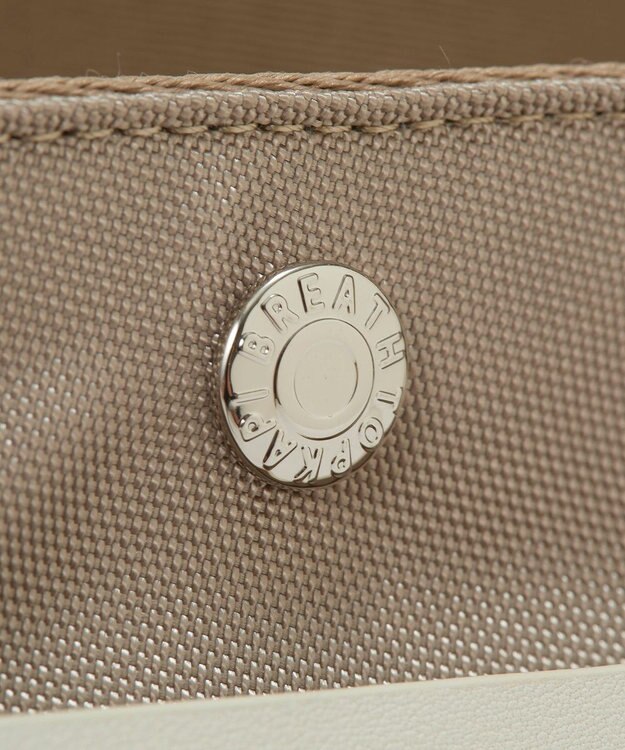 TOPKAPI 【Breath TOPKAPI sis】【WEB限定】ナイロン レザーポケット ミニ ショルダーバッグ 軽量 / CALM カーム　 ベージュ