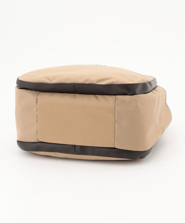 Y'SACCS シンプルスマートリュックサック ベージュ