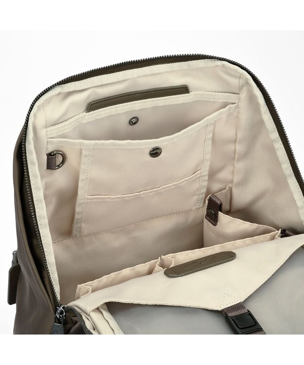 ACE BAGS & LUGGAGE W&.Day/Night ポッケス ハグリュック A4サイズ 14.0インチPC収納 20212 ダブルアンドデイナイト アッシュブラウン